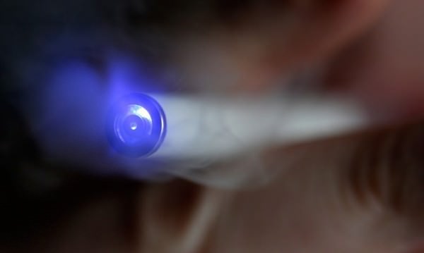 От Минздрава требуют ввести рецепты на электронные сигареты