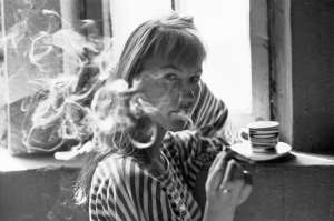 Дым сигарет с ментолом