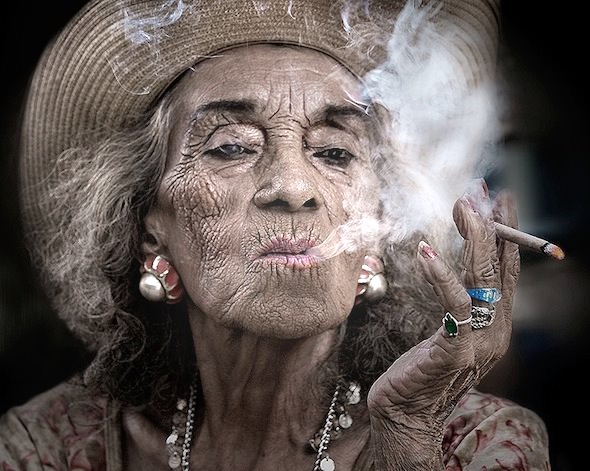 Каково влияние курения на женский организм?